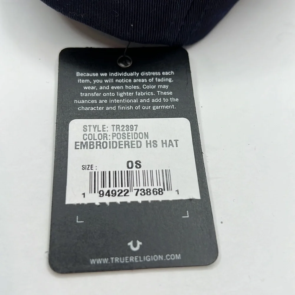 TRUE RELIGION UNISEX CAP/HAT, THE COLOR IS 
